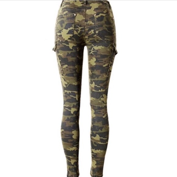 Camo Stretch Cargo Pants Jeans - Picture 3 of 7
